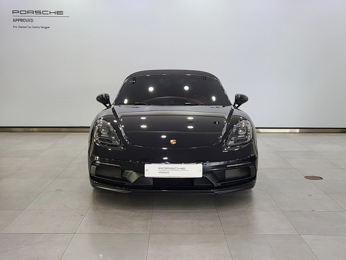 PORSCHE 718 BOXSTER