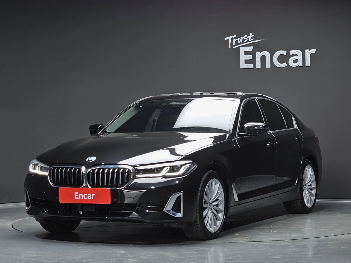 BMW 5-SERIES G30 2023