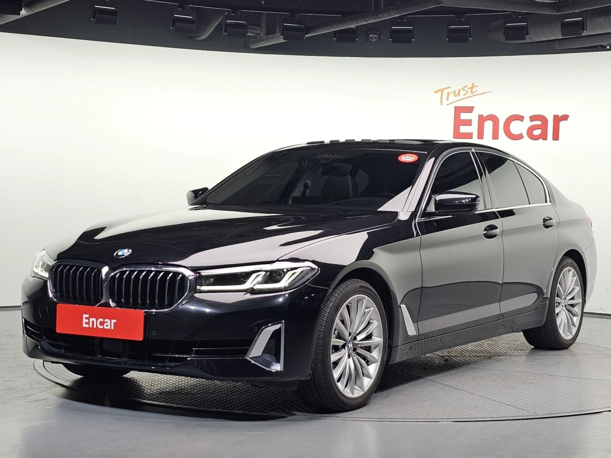 BMW 5-SERIES G30 2023