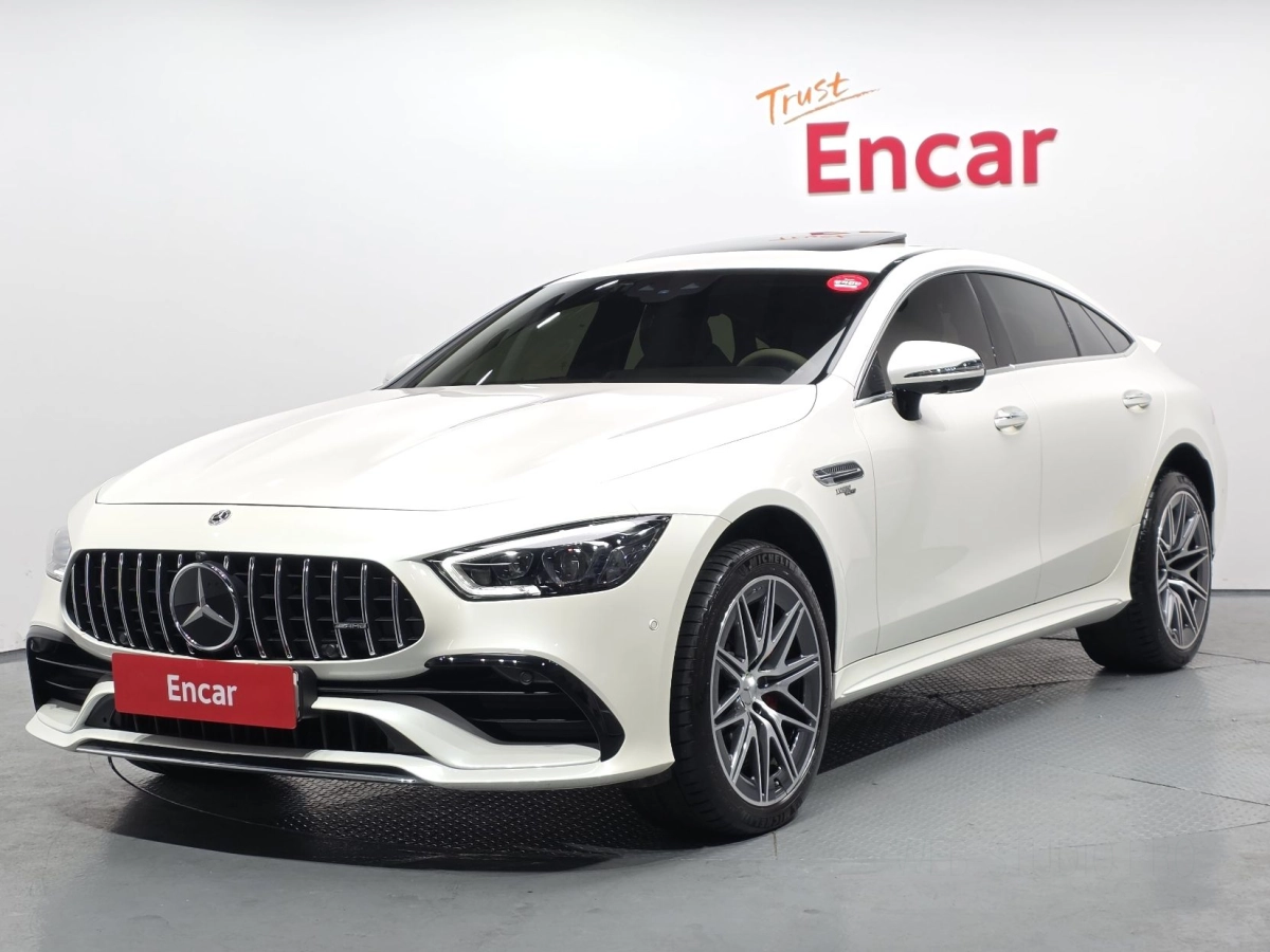 MERCEDES BENZ AMG GT  2022