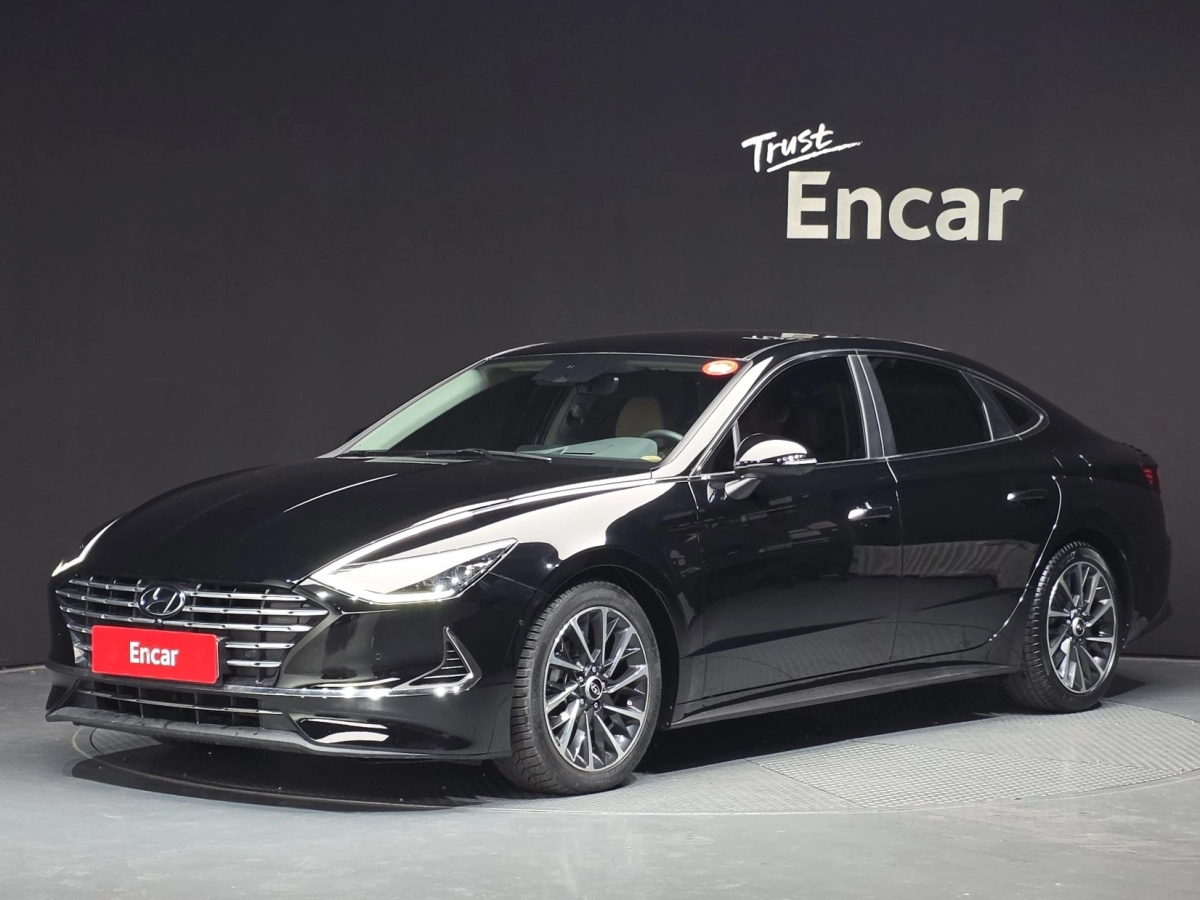 HYUNDAI SONATA HYBRID DN8  2023