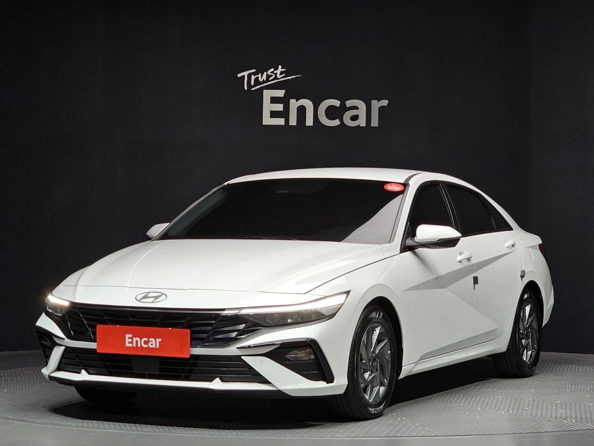 HYUNDAI AVANTE HYBRID CN7  2025