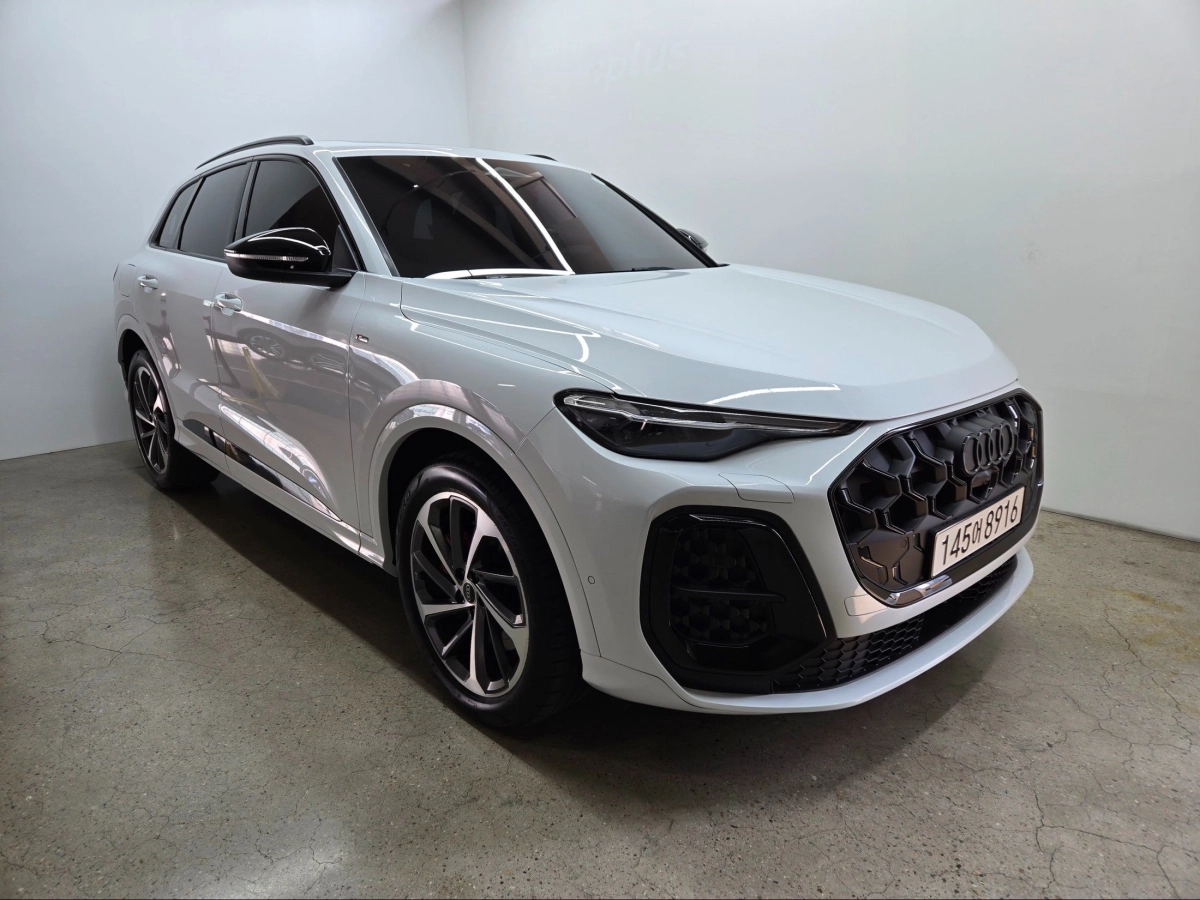 AUDI Q5 80A  2025