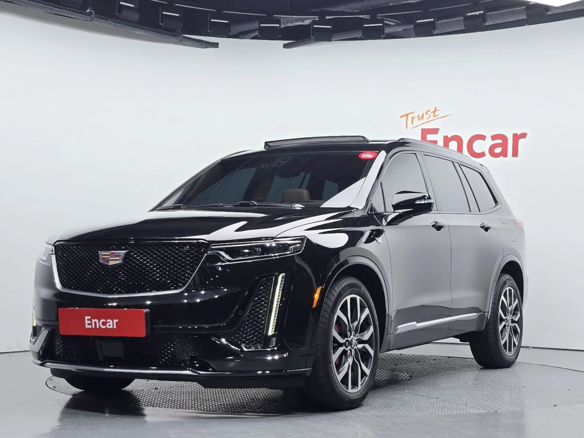 CADILLAC XT6  2024
