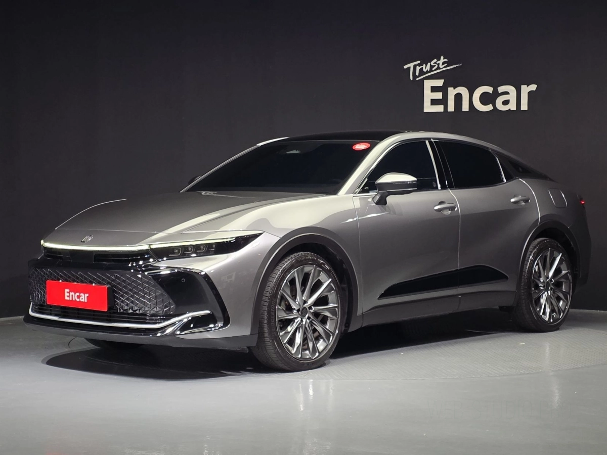 TOYOTA CROWN CROSSOVER  2023
