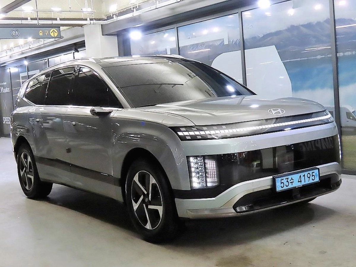 HYUNDAI IONIQ9  2025