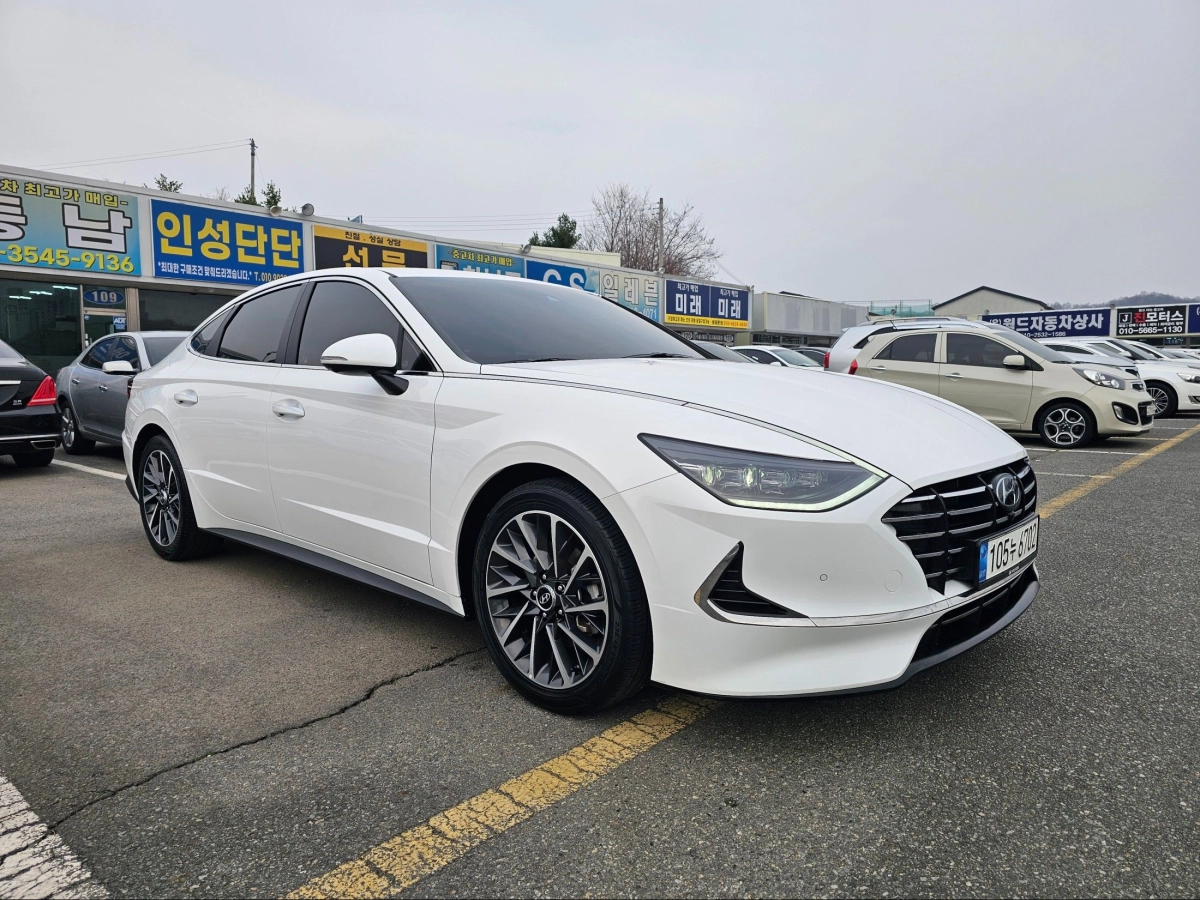 HYUNDAI SONATA DN8