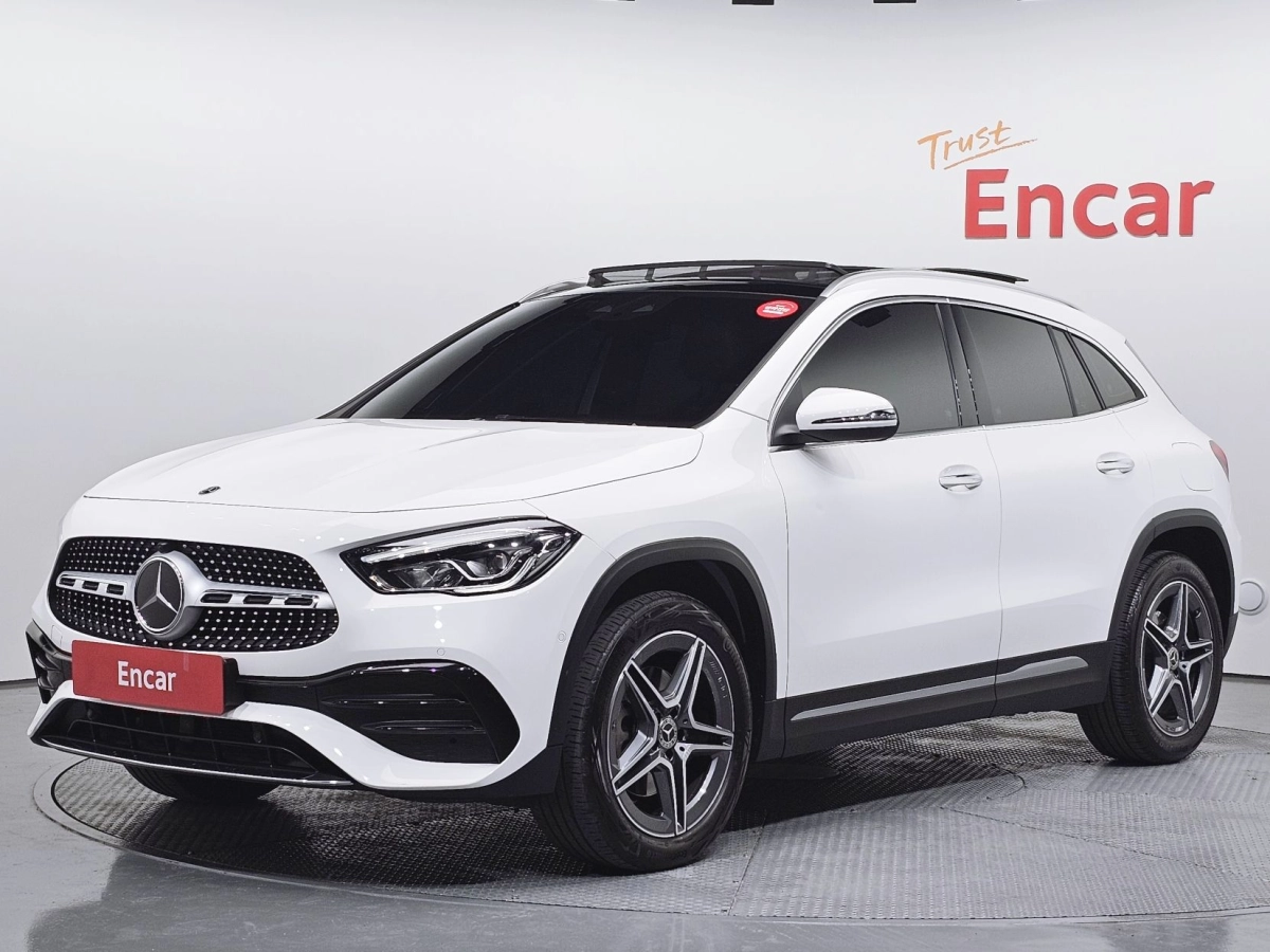 MERCEDES BENZ GLA-CLASS H247  2023