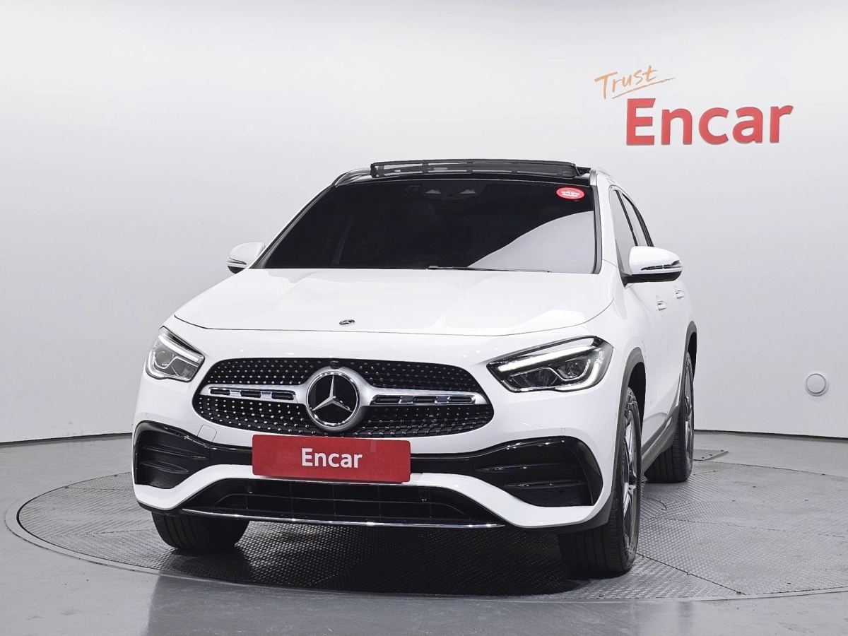 MERCEDES BENZ GLA-CLASS H247