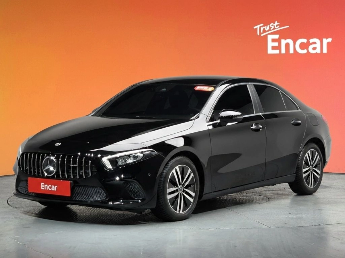 MERCEDES BENZ A-CLASS W177  2022