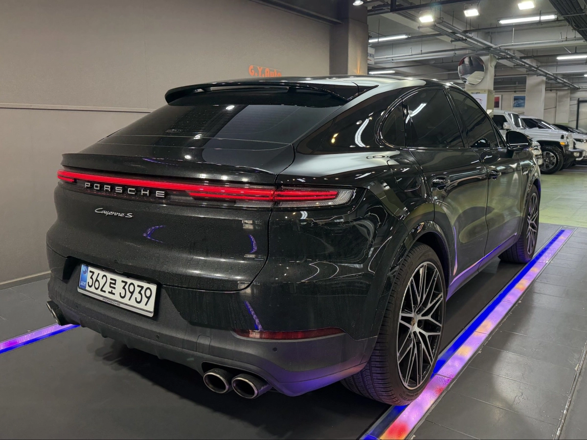 PORSCHE CAYENNE PO536