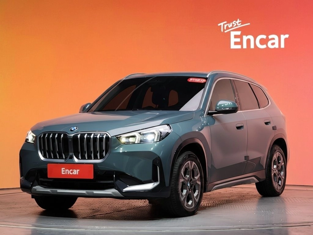 BMW X1 U11