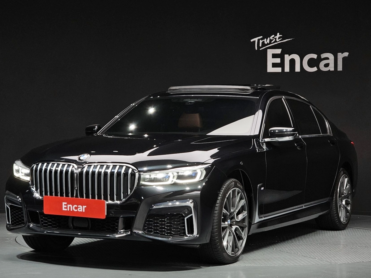 BMW 7-SERIES G11 2021