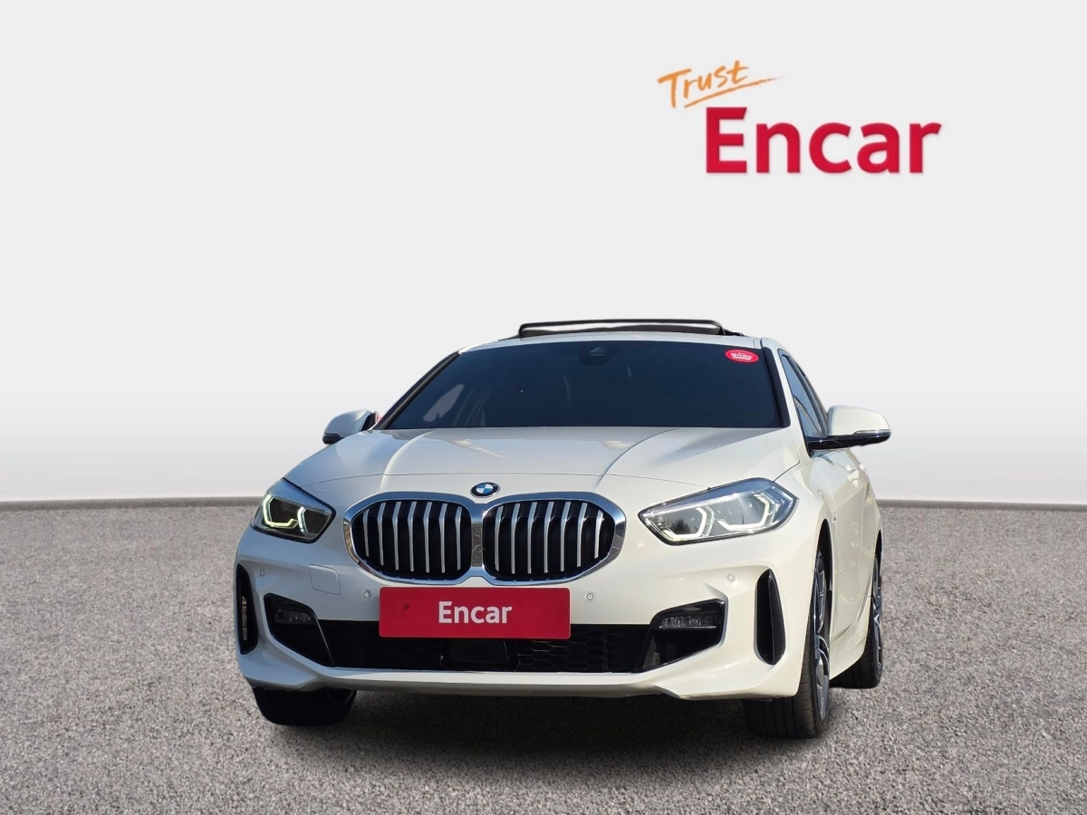 BMW 1-SERIES F40