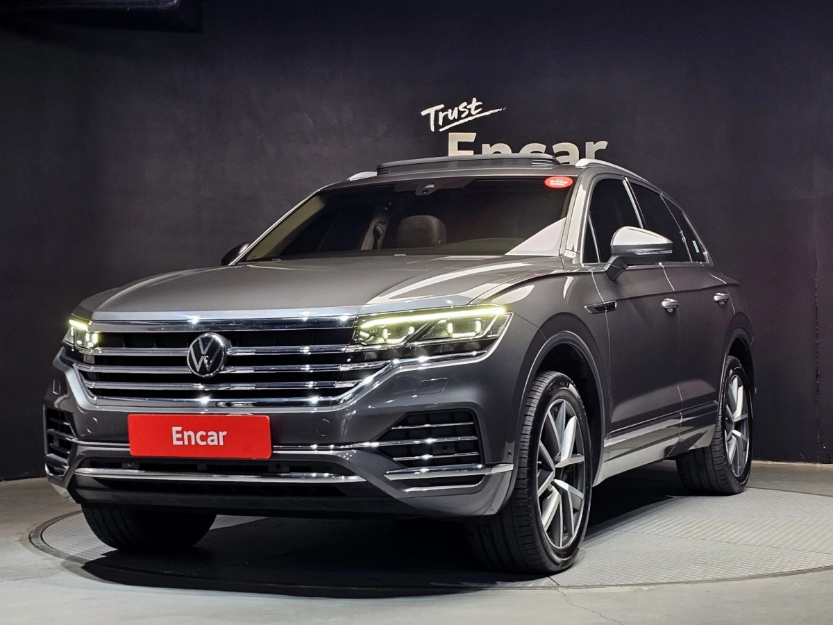 VOLKSWAGEN TOUAREG 2023