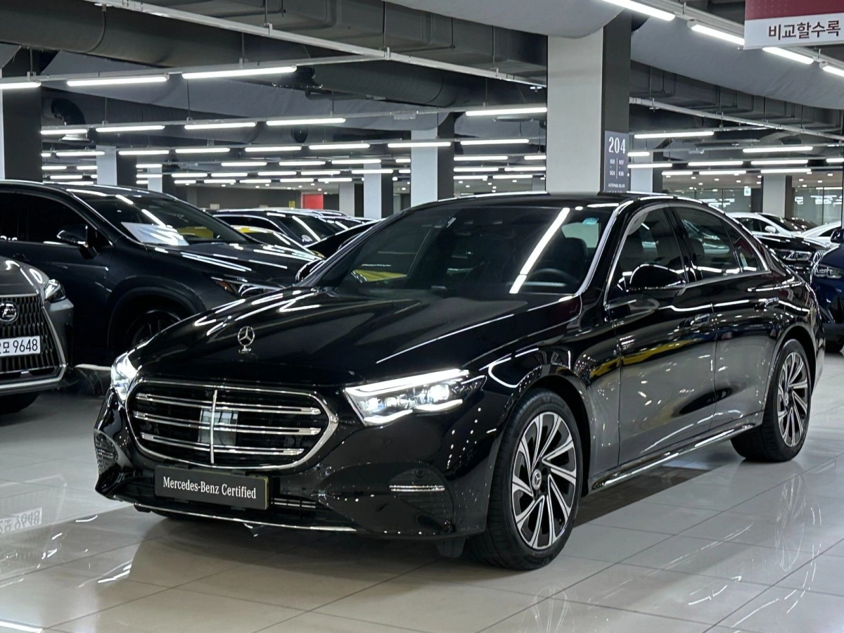 MERCEDES BENZ E-CLASS W214 2025