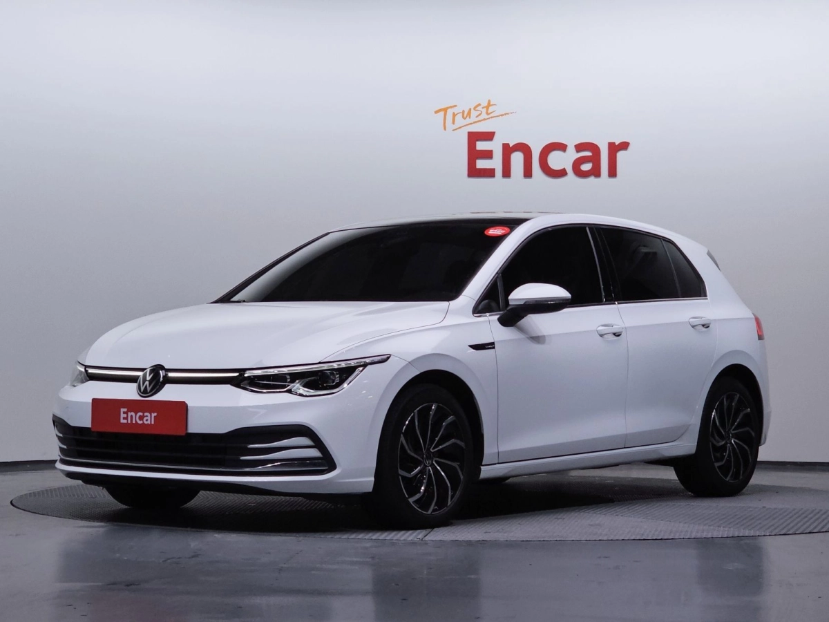 VOLKSWAGEN GOLF 2022