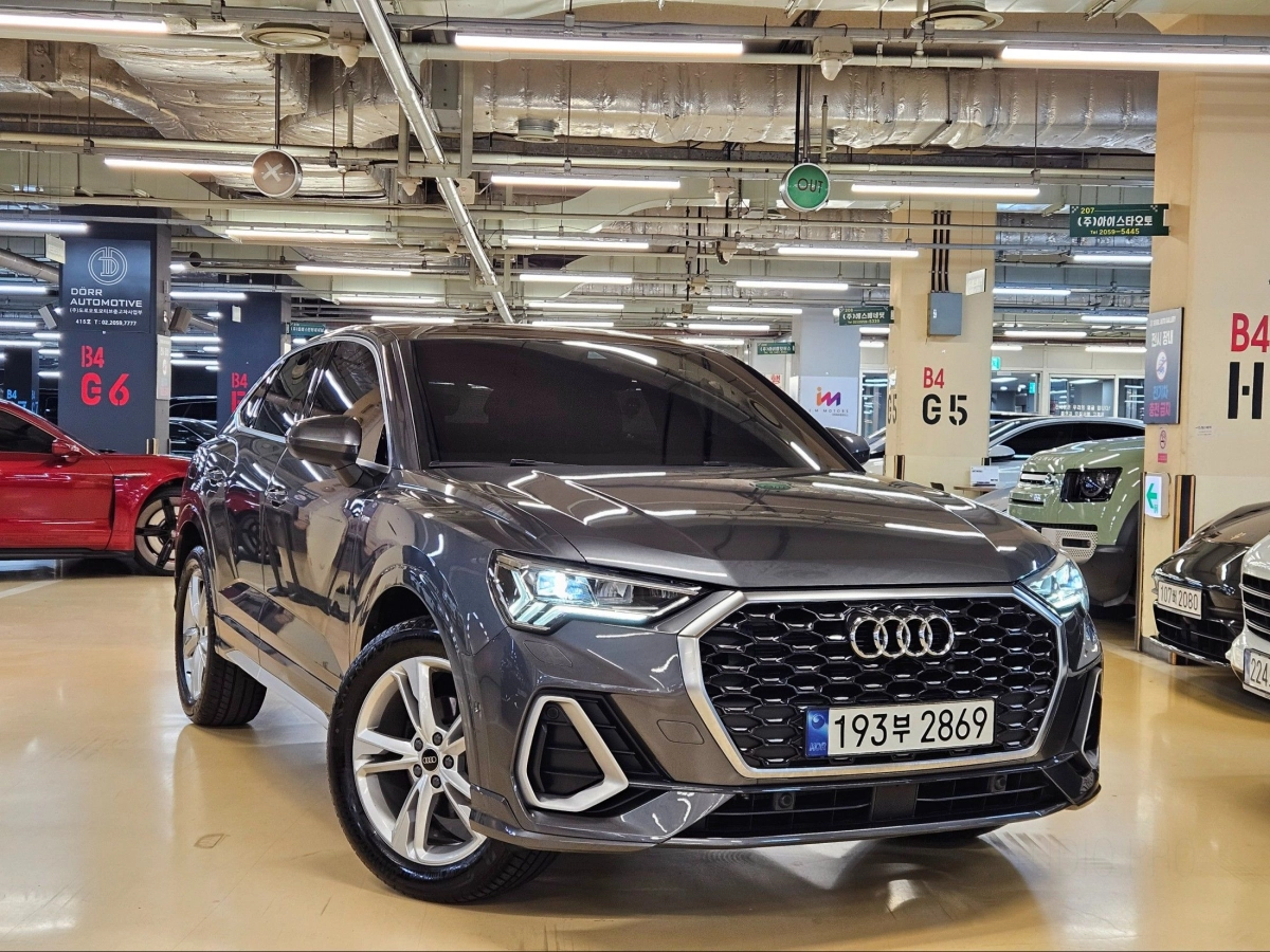 AUDI Q3 F3  2023