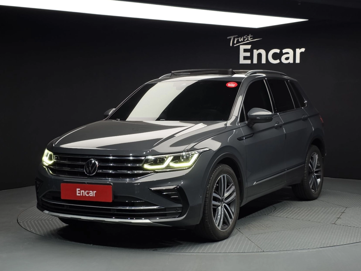 VOLKSWAGEN TIGUAN 2021