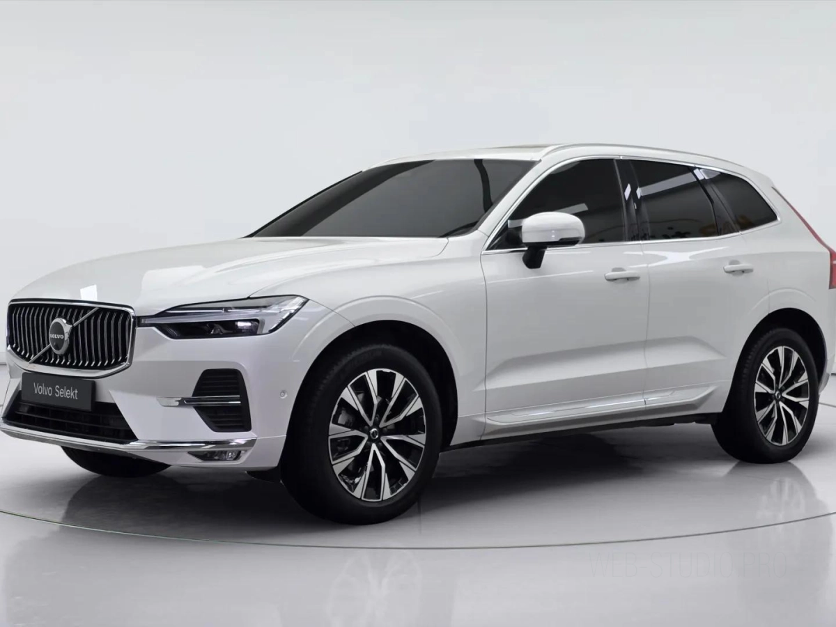 VOLVO XC60  2023