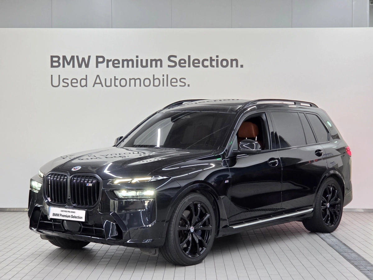 BMW X7 G07  2023