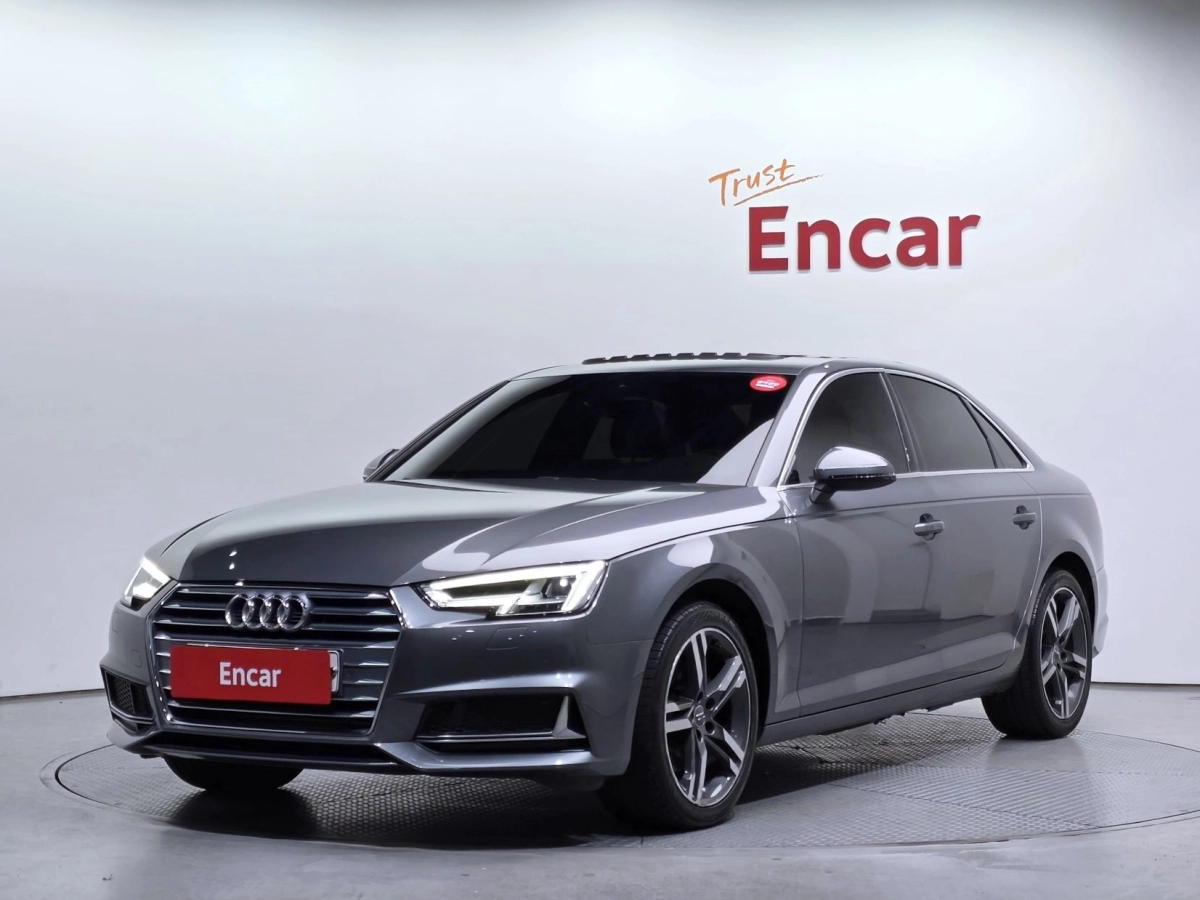 AUDI A4 B9  2019