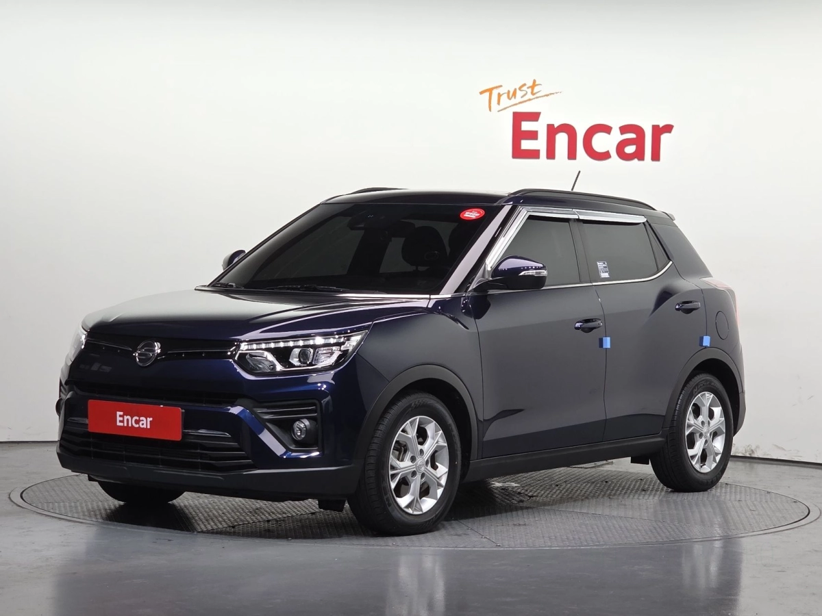 SSANGYONG TIVOLI VERY NEW  2021