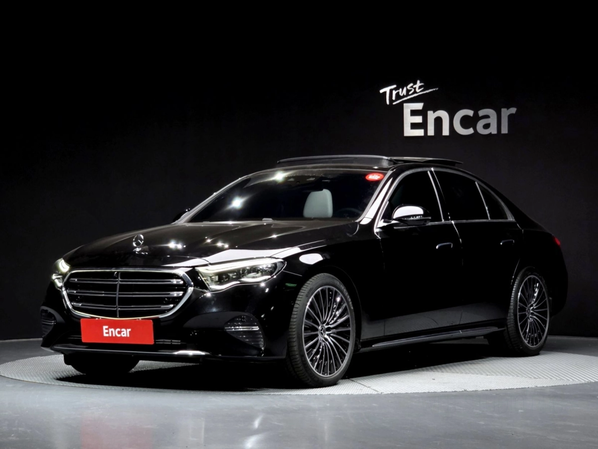 MERCEDES BENZ E-CLASS W214 2025