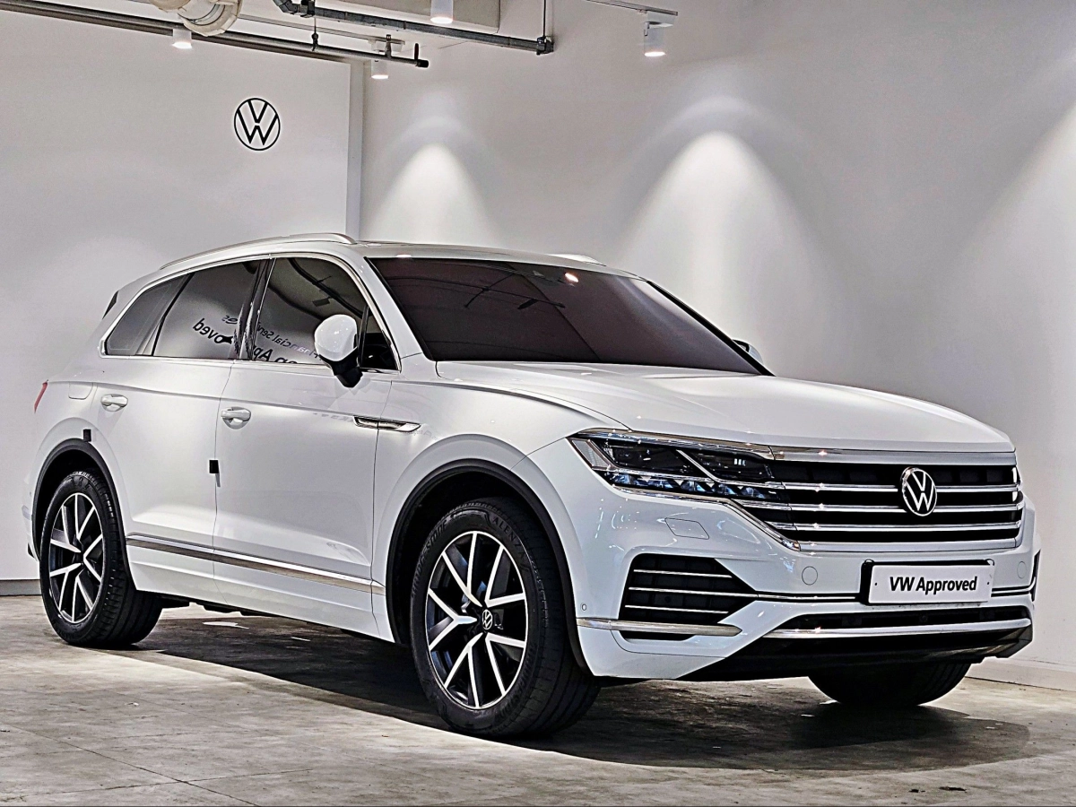 VOLKSWAGEN TOUAREG 2023