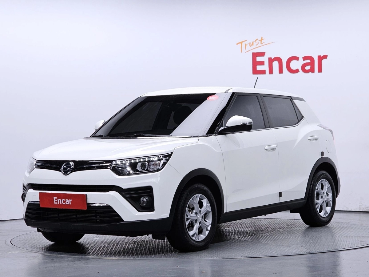 SSANGYONG TIVOLI VERY NEW  2023
