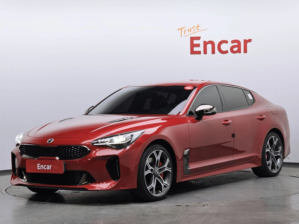 KIA STINGER