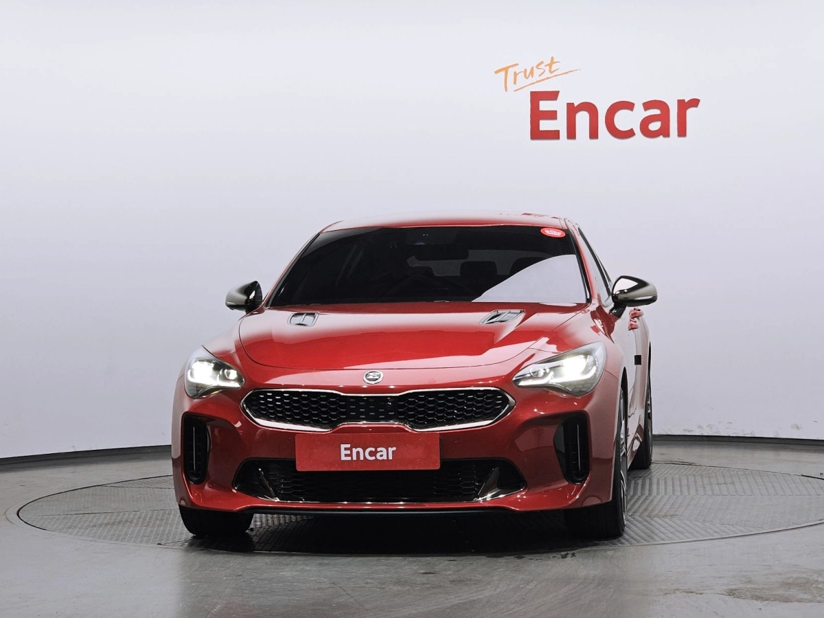 KIA STINGER