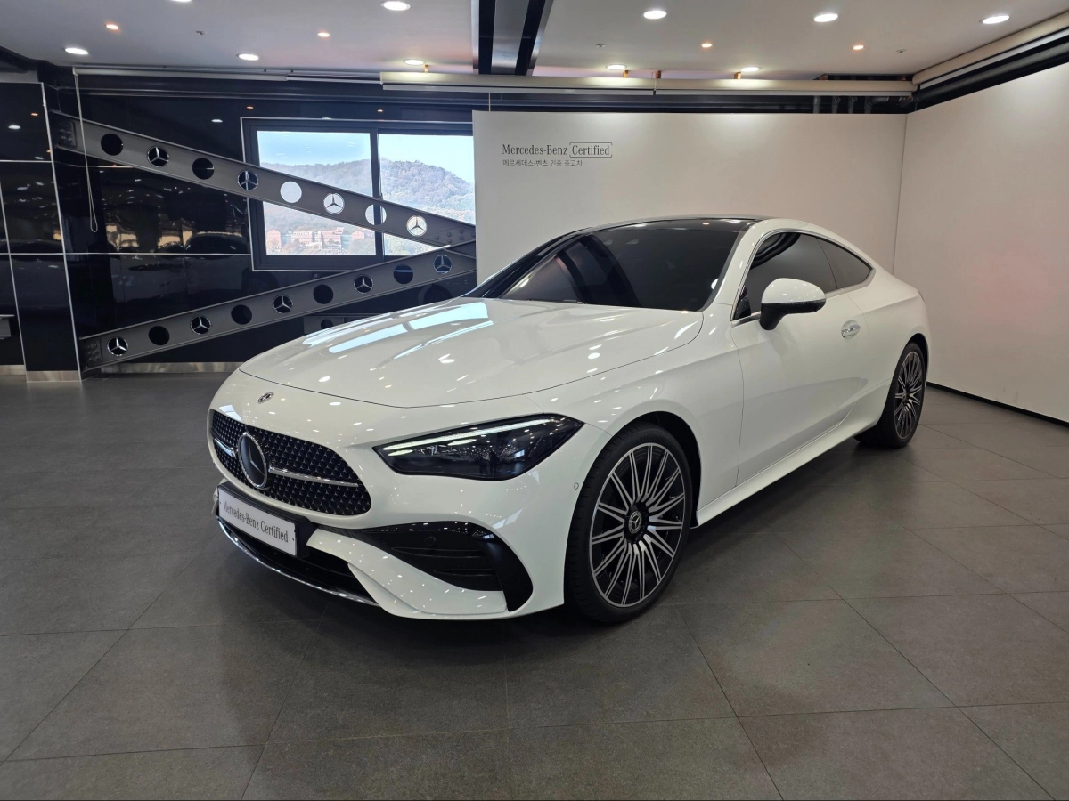 MERCEDES BENZ CLE-CLASS C236  2024