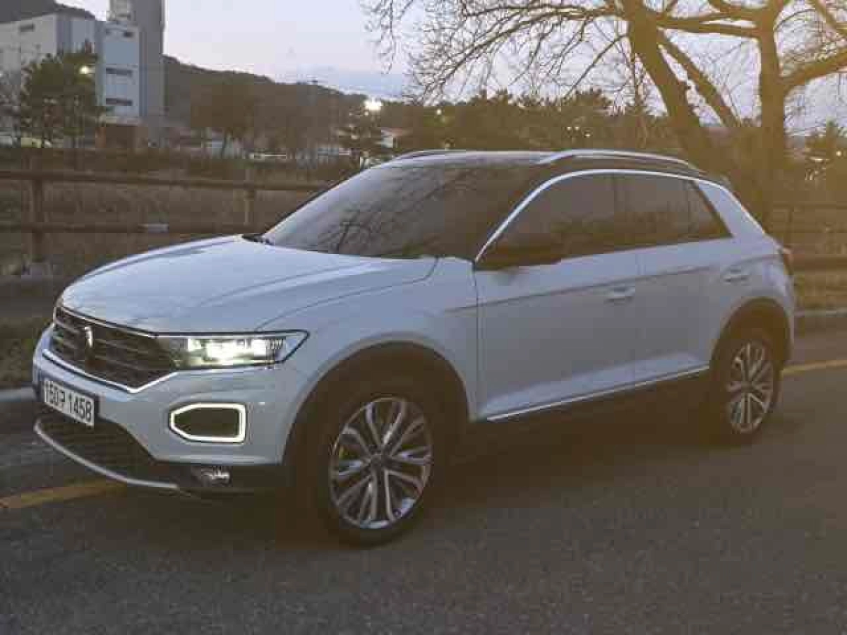 VOLKSWAGEN T-ROC 2022