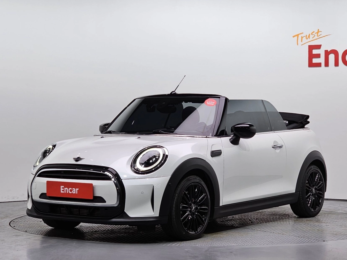 MINI COOPER CONVERTIBLE  2024
