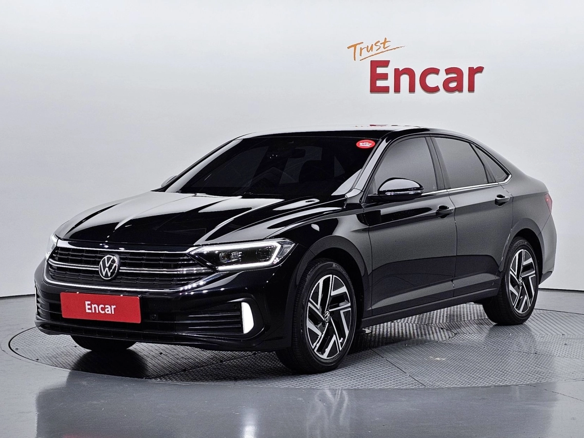 VOLKSWAGEN JETTA 2024