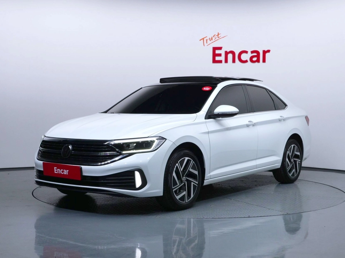 VOLKSWAGEN JETTA 2024