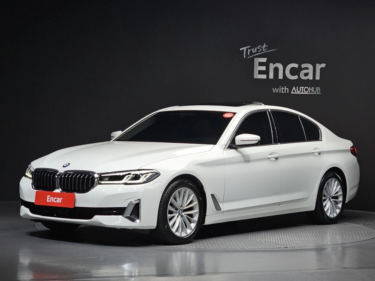 BMW 5-SERIES G30 2023