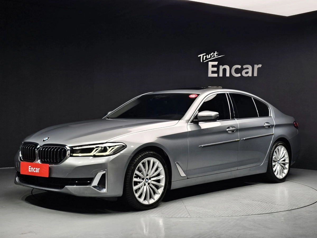 BMW 5-SERIES G30 2023