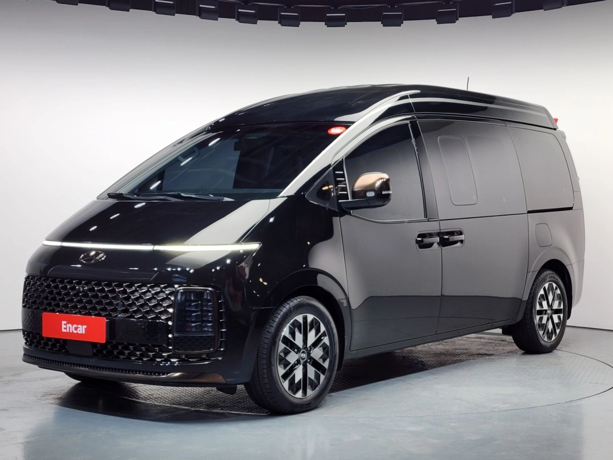 HYUNDAI STARIA  2022