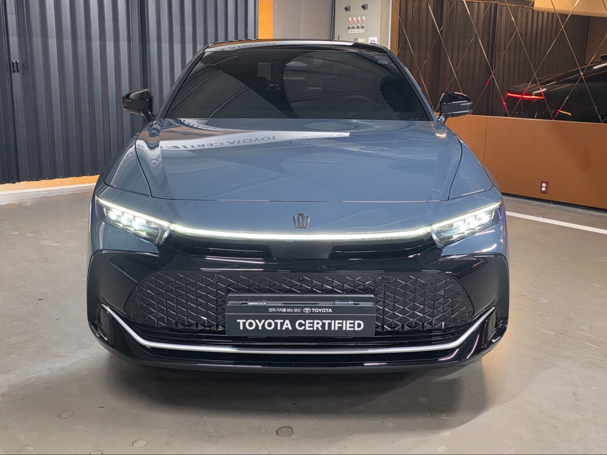 TOYOTA CROWN CROSSOVER