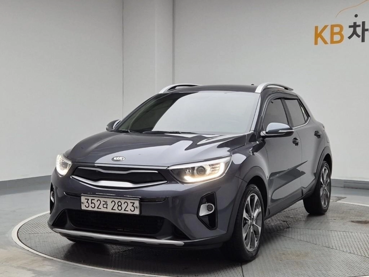 KIA STONIC