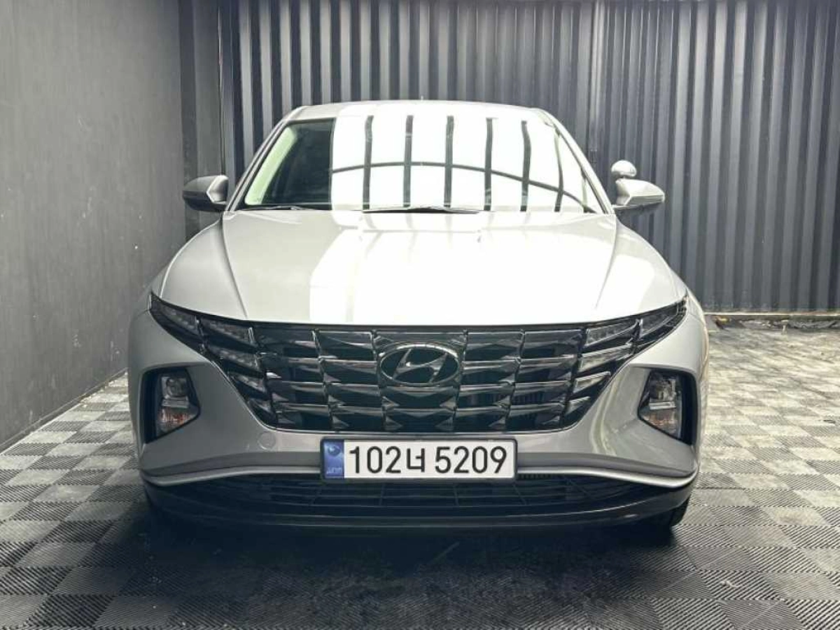 HYUNDAI TUCSON NX4 2021