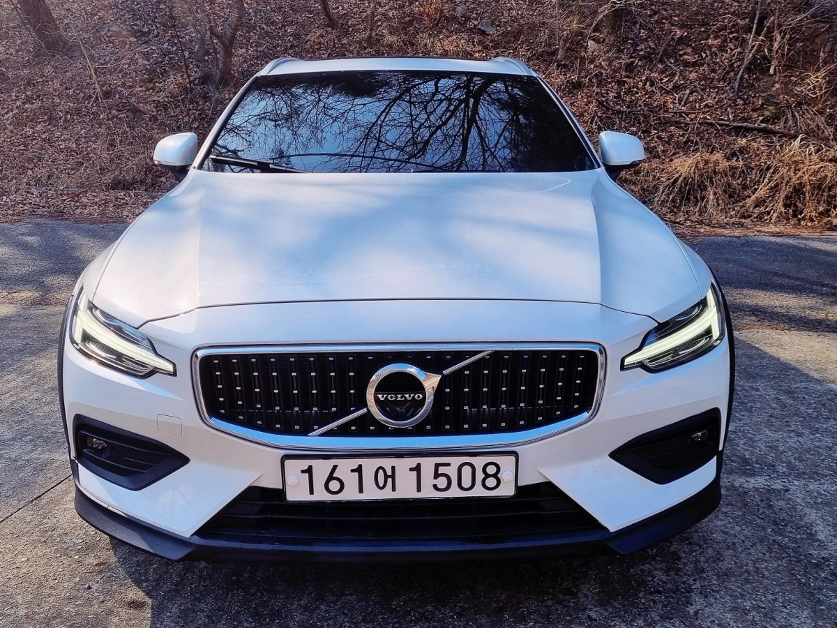 VOLVO V60 CROSS COUNTRY 2021