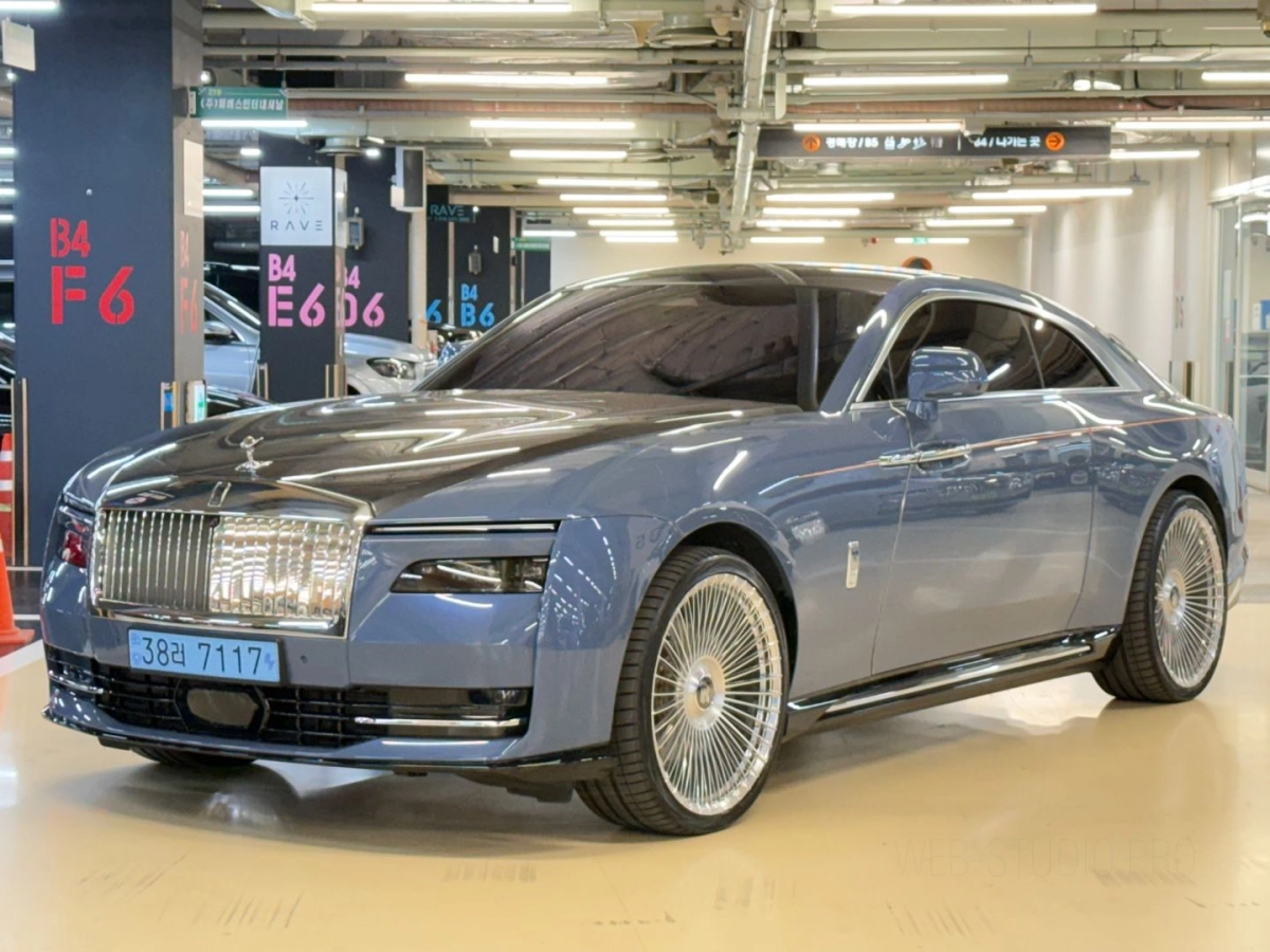 ROLLS ROYCE SPECTRE