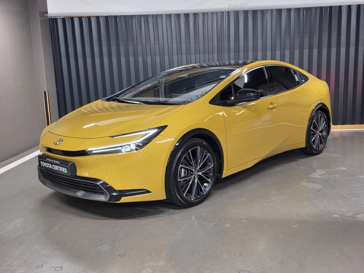 TOYOTA PRIUS  2023