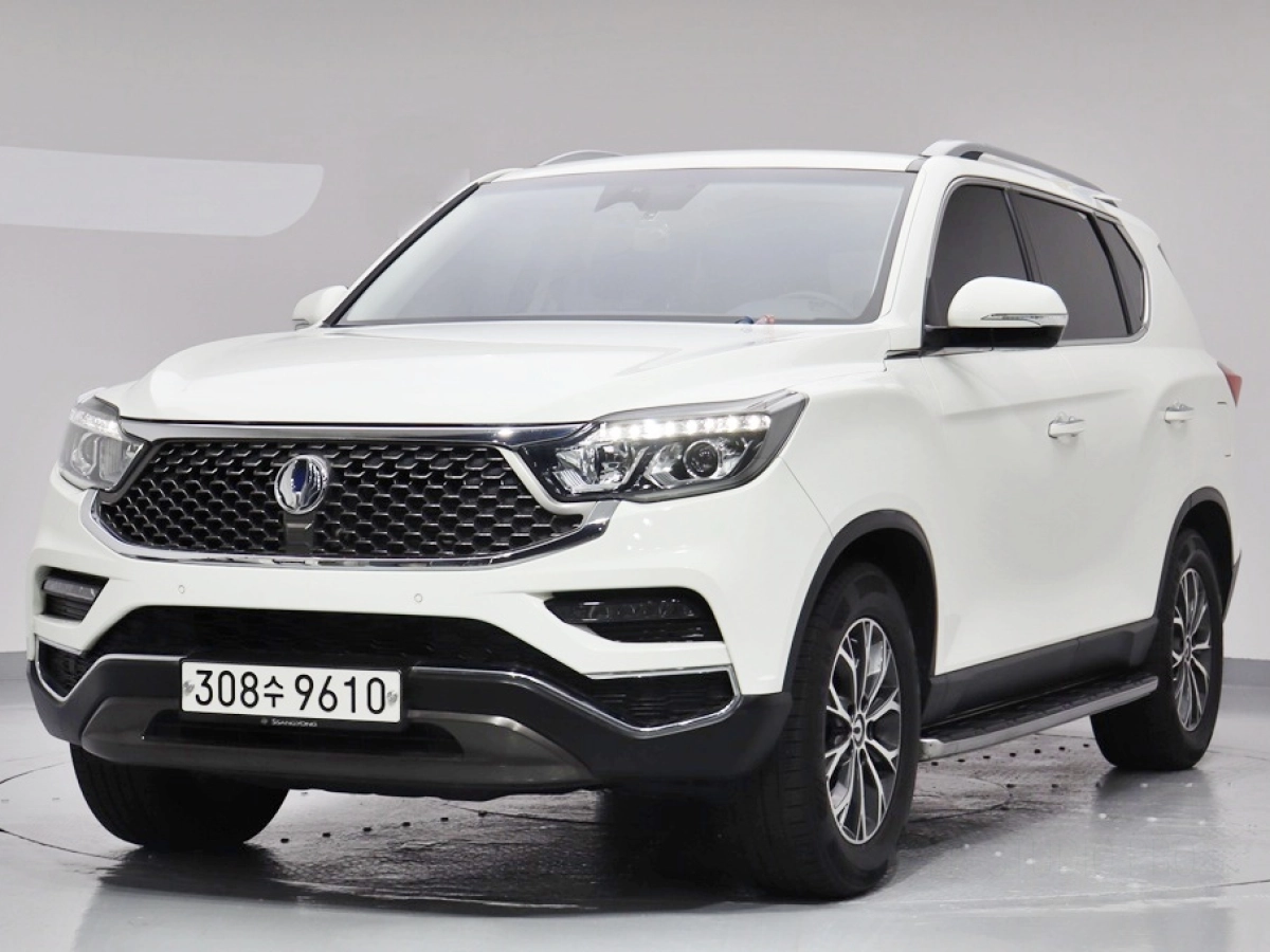 SSANGYONG REXTON G4  2020
