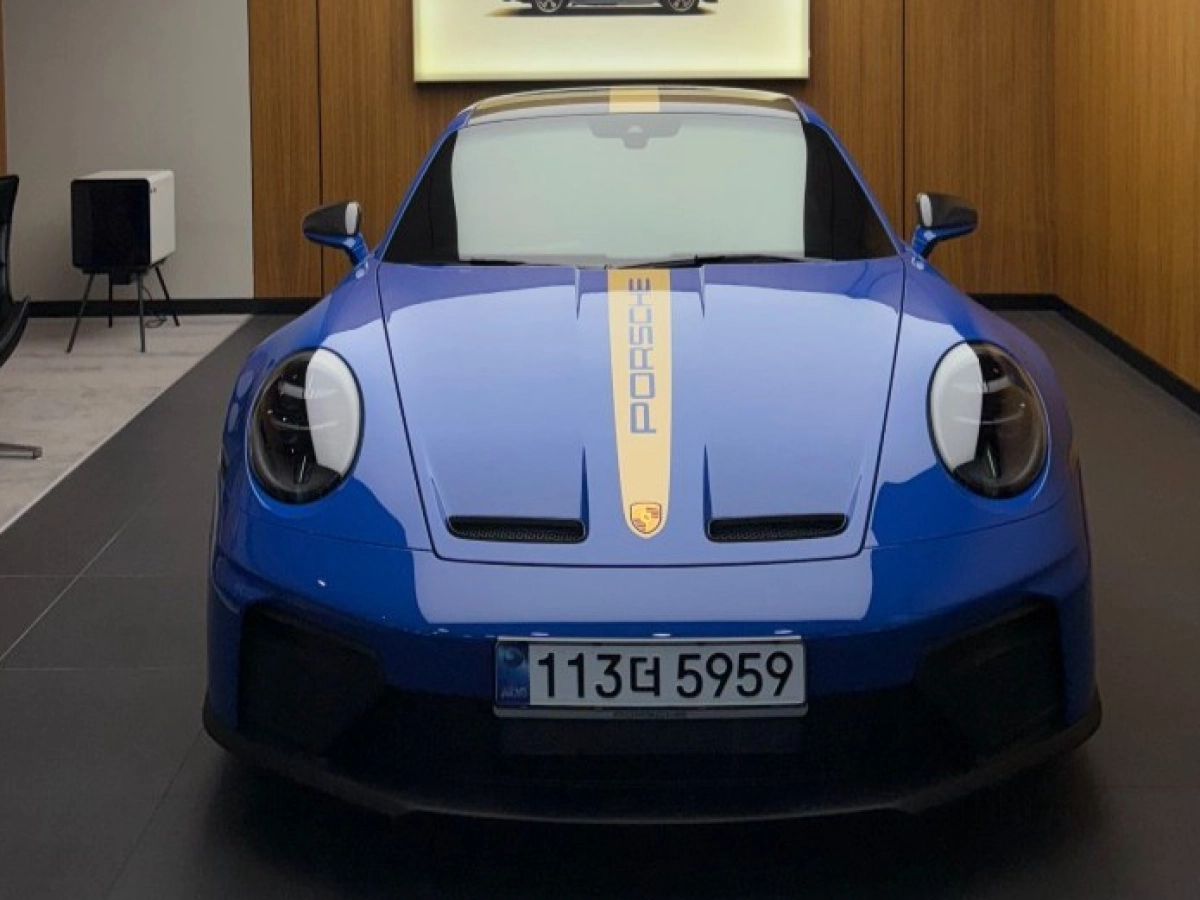 PORSCHE 911 992  2025