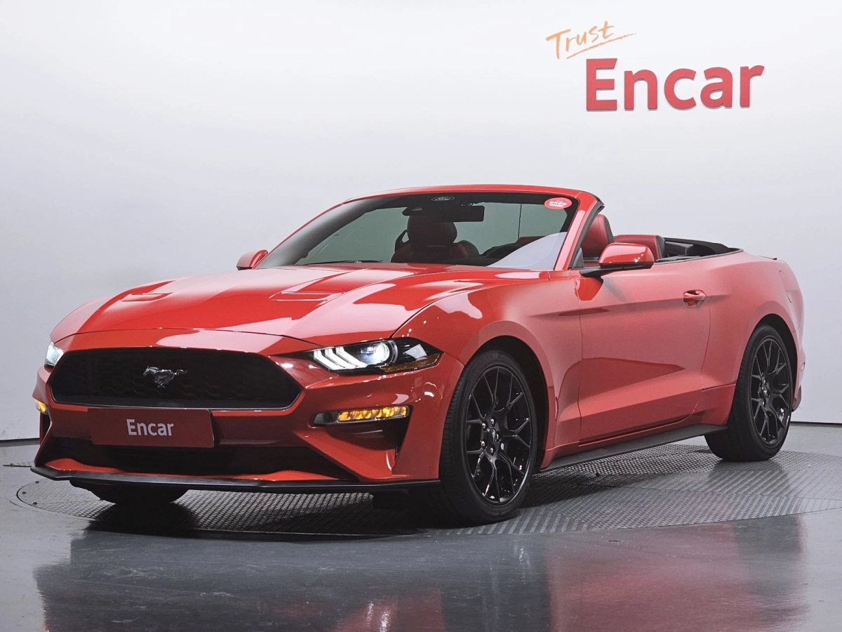 FORD MUSTANG 2021