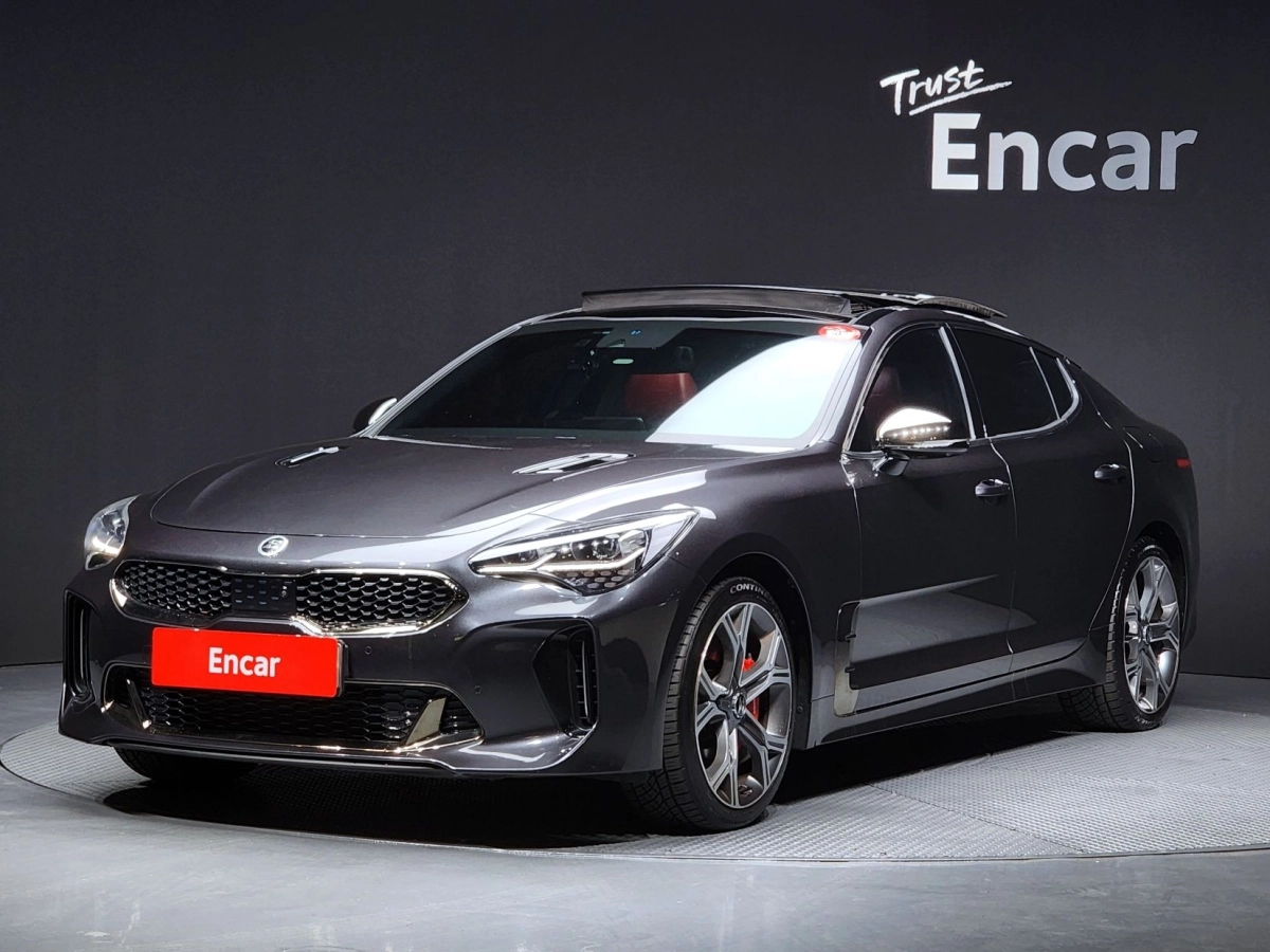 KIA STINGER  2020